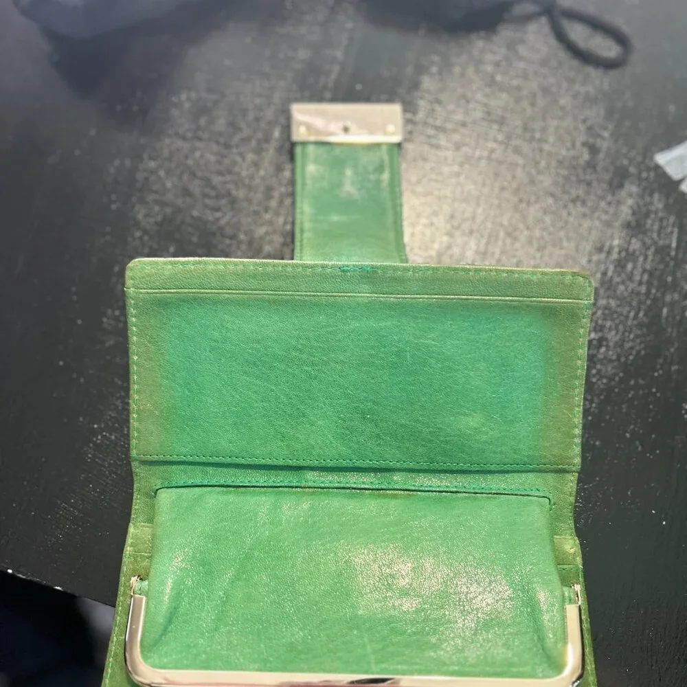 L.A.M.B. by Gwen Stefani Green Leather Wallet - Picture 4 of 7
